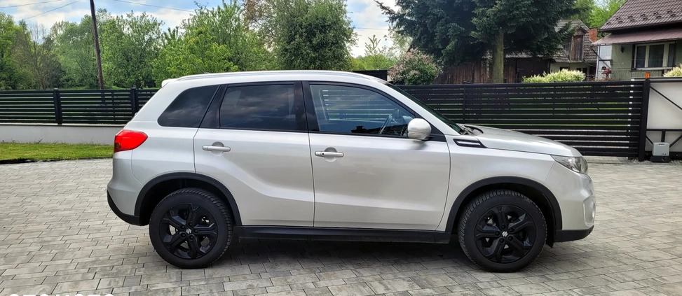 Suzuki Vitara cena 75900 przebieg: 110100, rok produkcji 2019 z Dobiegniew małe 781